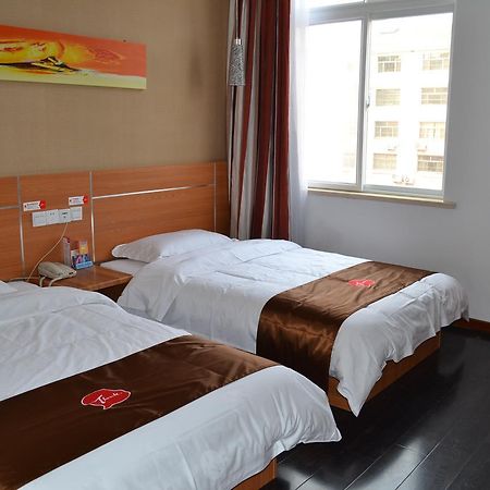 Thank Inn Chain Hotel Zibo Road Τσονγκτσίνγκ Εξωτερικό φωτογραφία